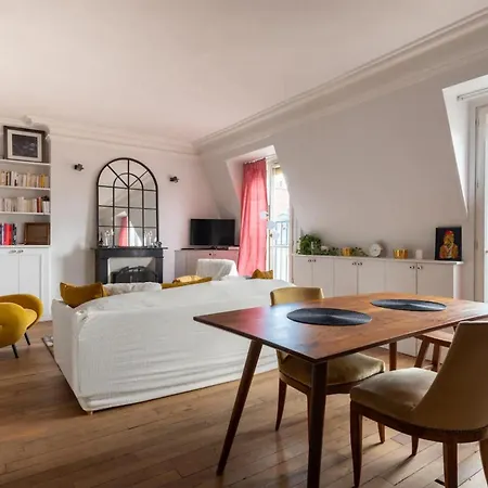 Beautiful 1bd Parasian Batignolles Daire *