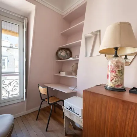 Beautiful 1bd Parasian Batignolles Daire Paris