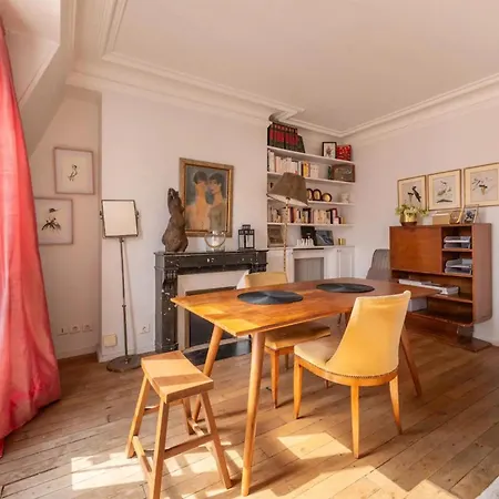 Daire Beautiful 1bd Parasian Batignolles