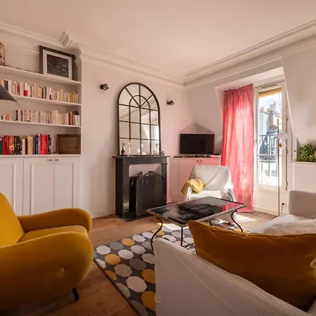Beautiful 1bd Parasian Batignolles